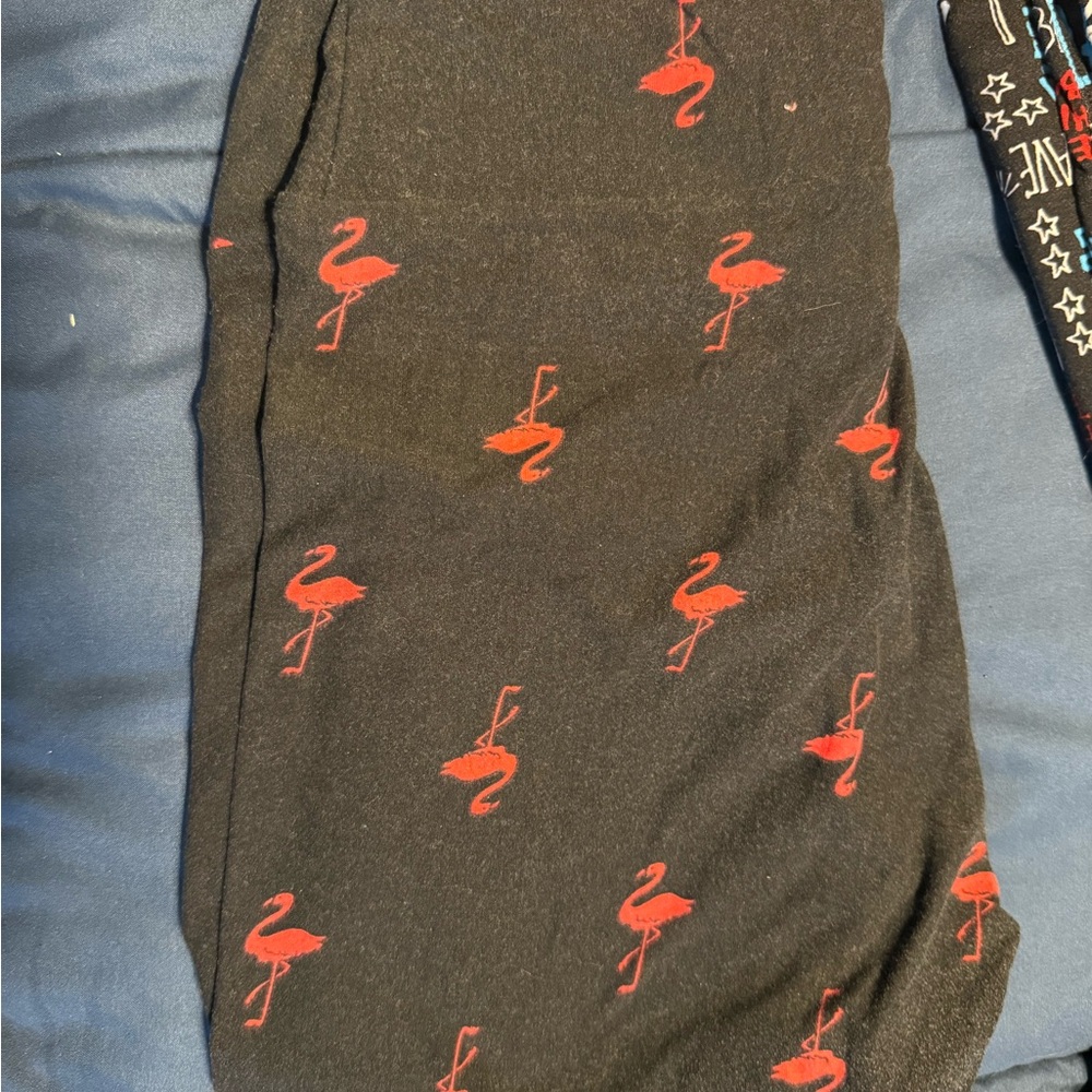 LuLaRoe Black Leggings with Red Flamingo Design